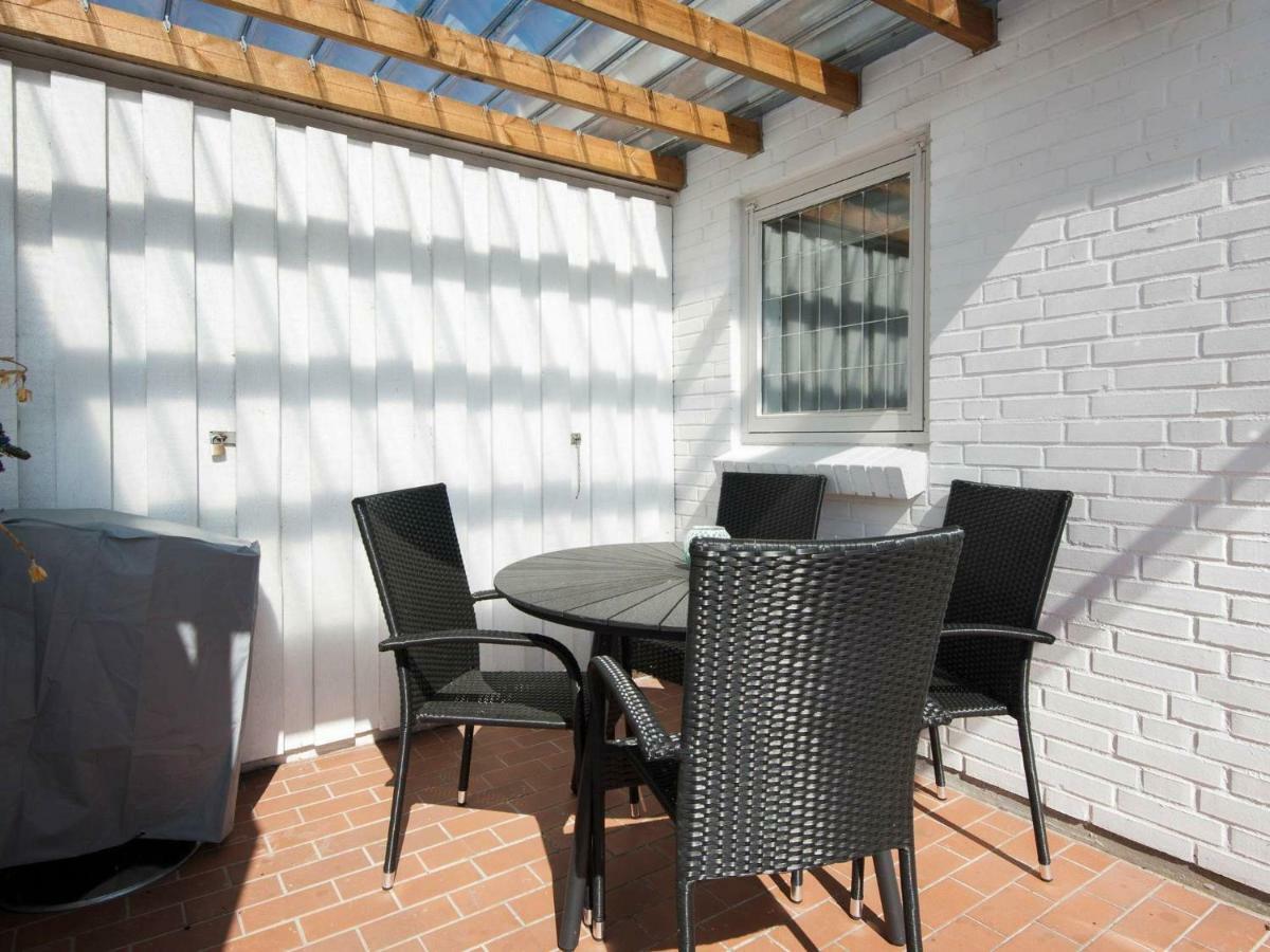 4 Person Holiday Home In Gr Sten Gråsten Exterior photo